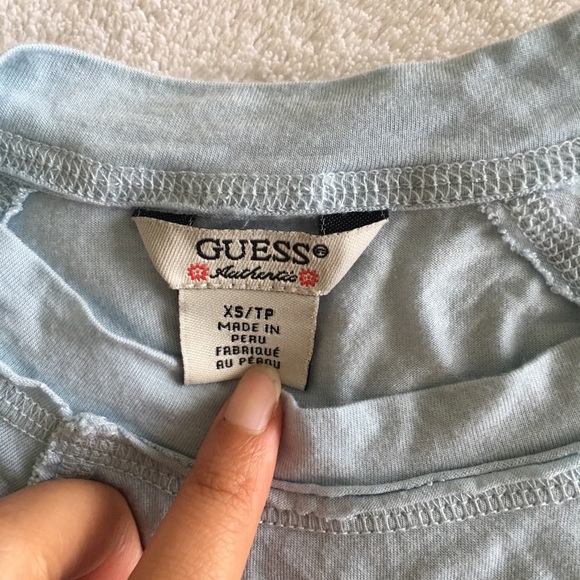 Guess - Picture 4 of 7